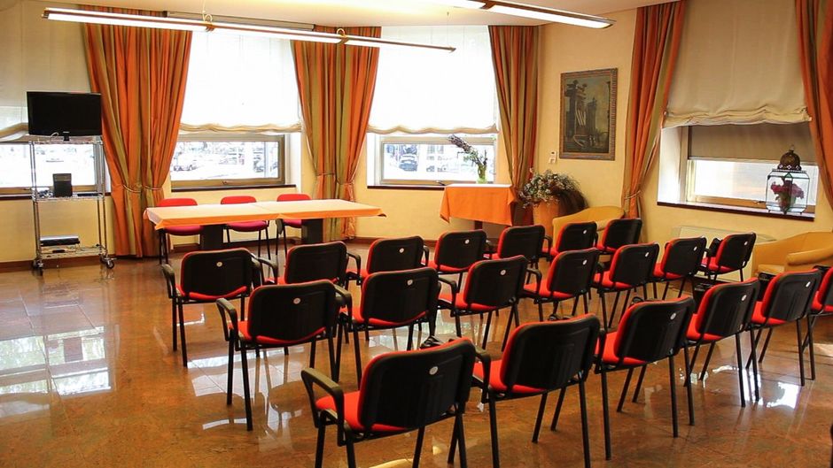 Bristol Hotel Meeting