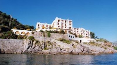 Carasco Hotel