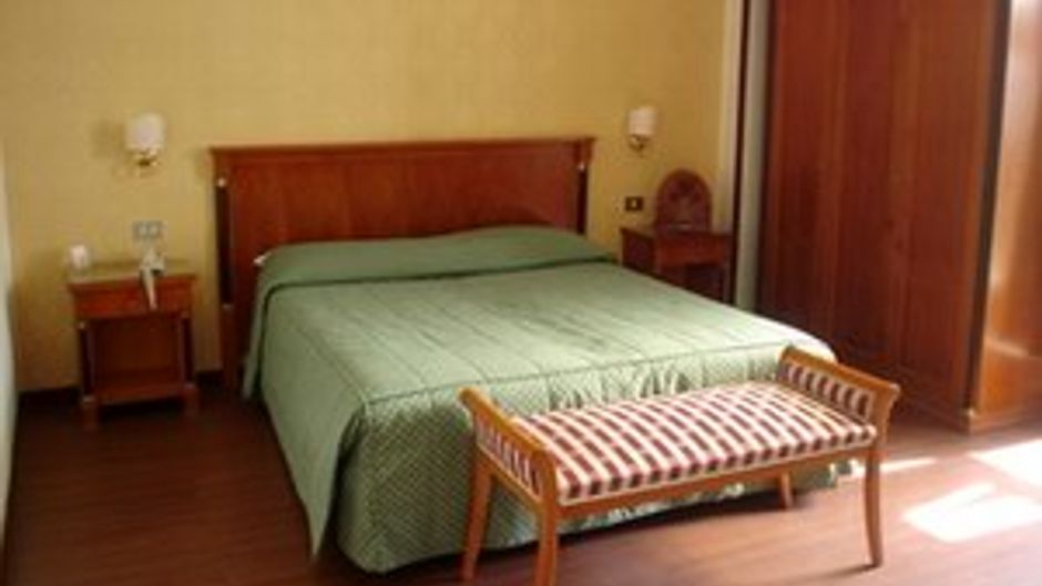 B&B Hotel Napoli Room