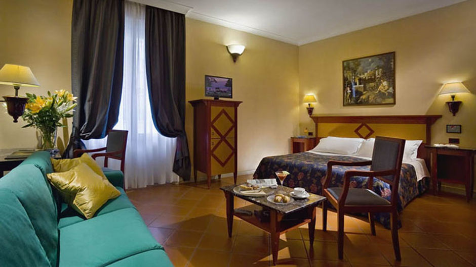 Corona D'Italia Hotel Suite