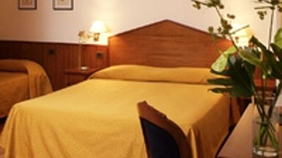 Hotel Golf Room
