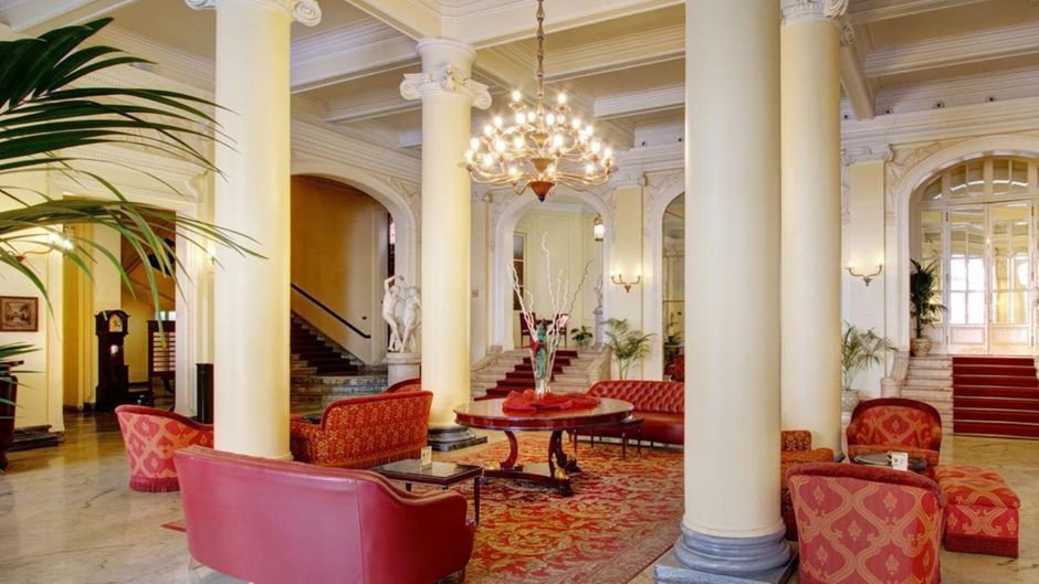 Grand Hotel et Des Palmes Lobby