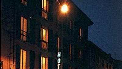 Centrale Byron Hotel