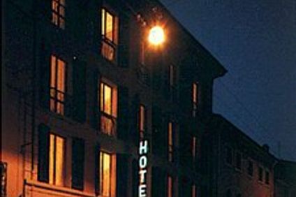 Centrale Byron Hotel