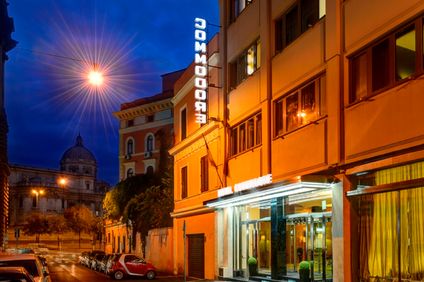 Commodore Hotel