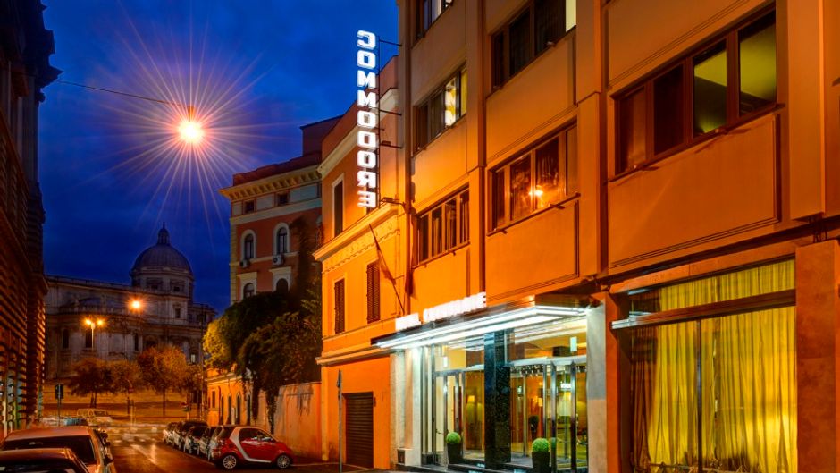 Commodore Hotel Exterior