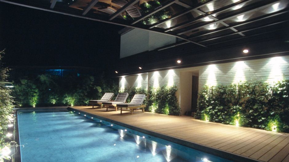 Sina De La Ville Pool