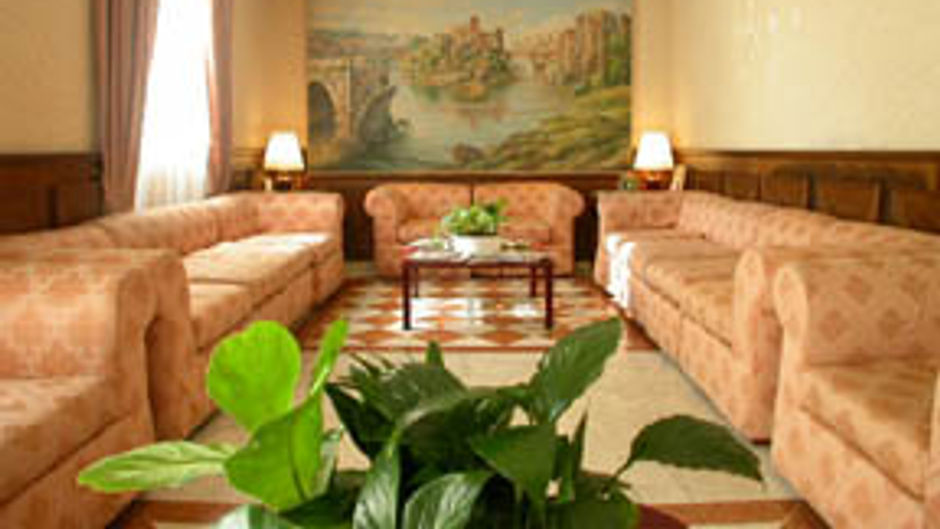 Traiano Hotel Lobby