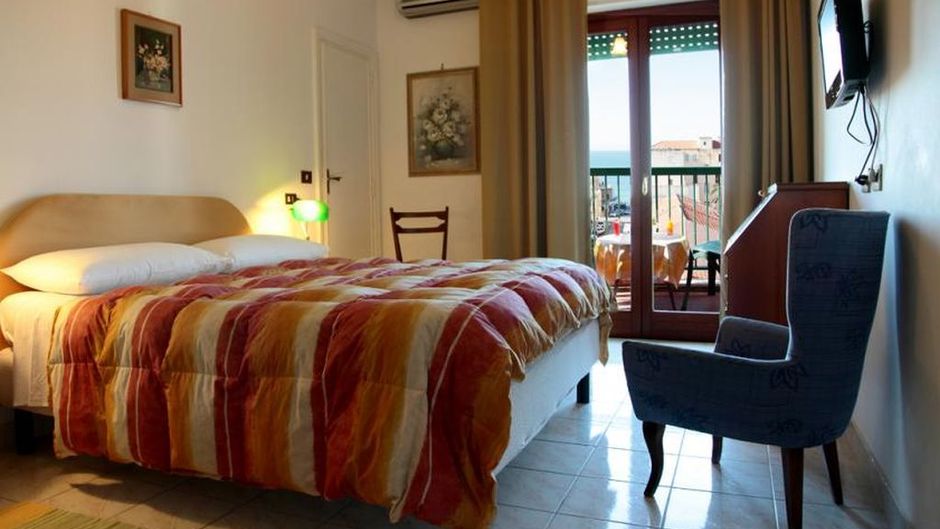 La Margherita Hotel Room