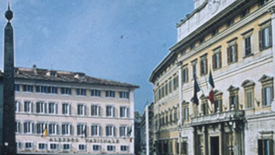 Hotel Nazionale a Montecitorio Exterior