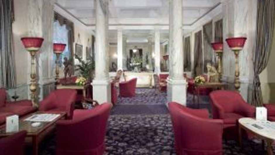 Hotel Nazionale a Montecitorio Lobby