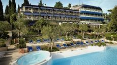 Olivi Hotel