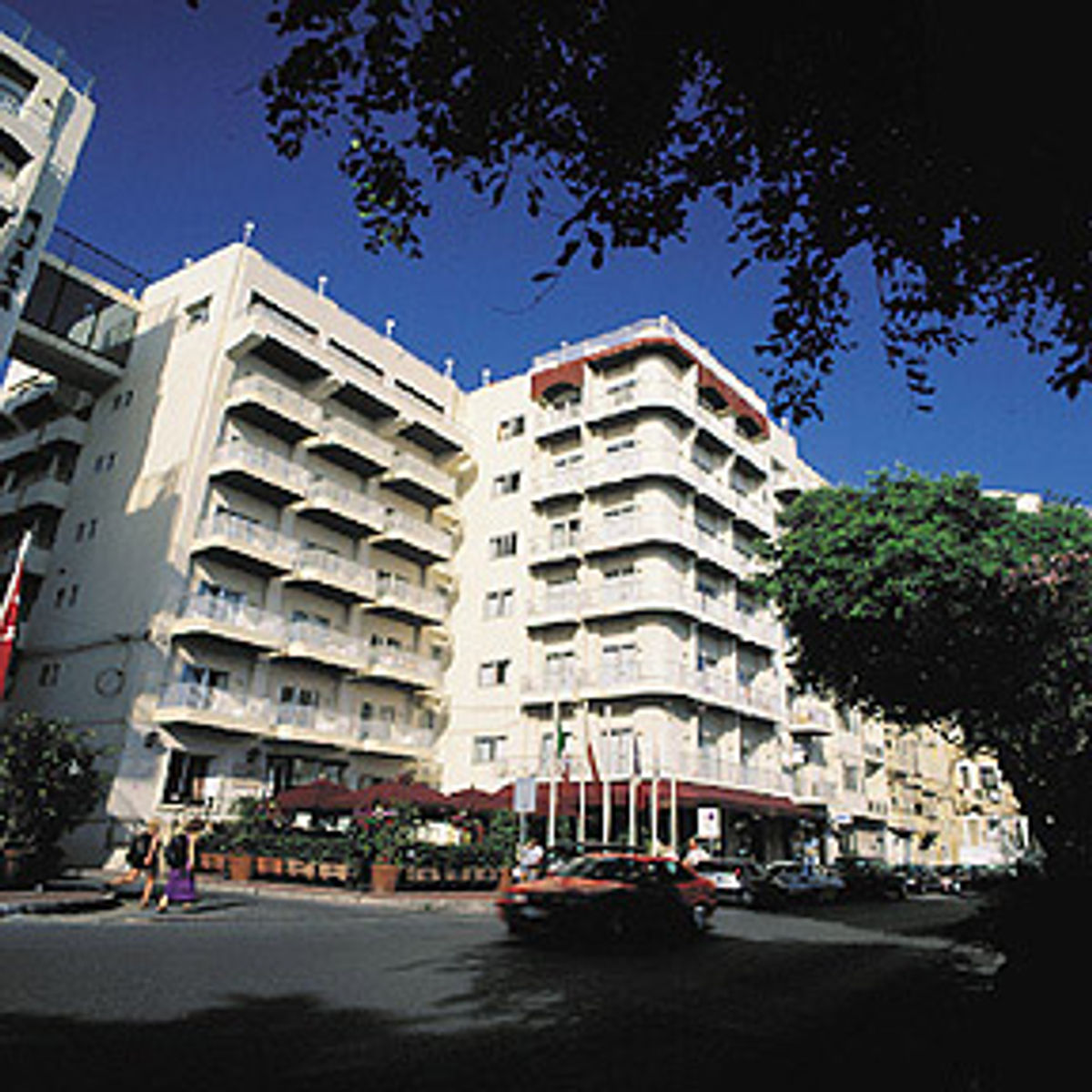 hotel plaza & plaza regency