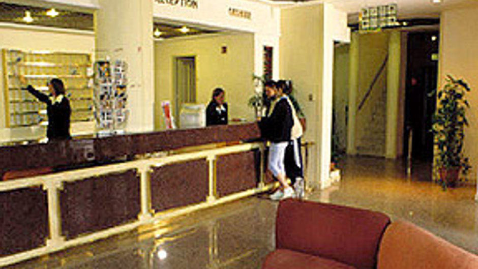 Plaza Regency Hotel Lobby