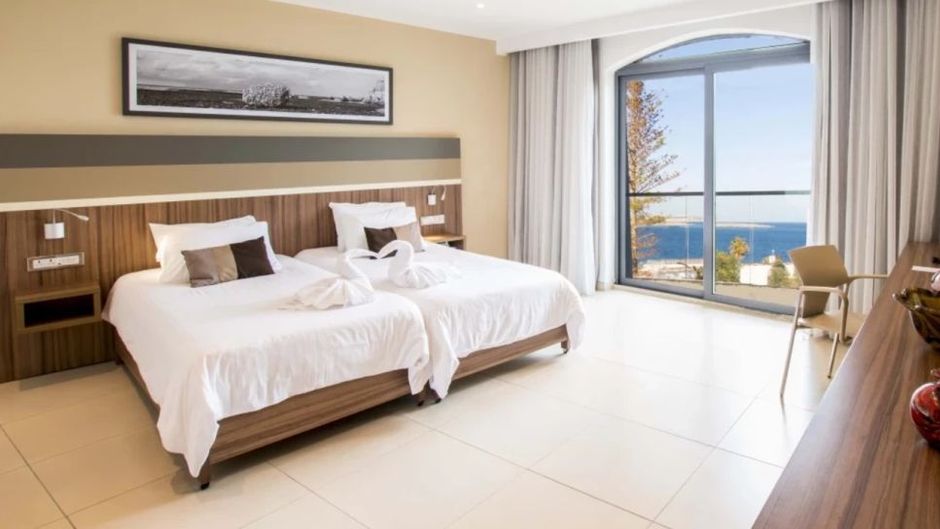 Dolmen Hotel Malta Room