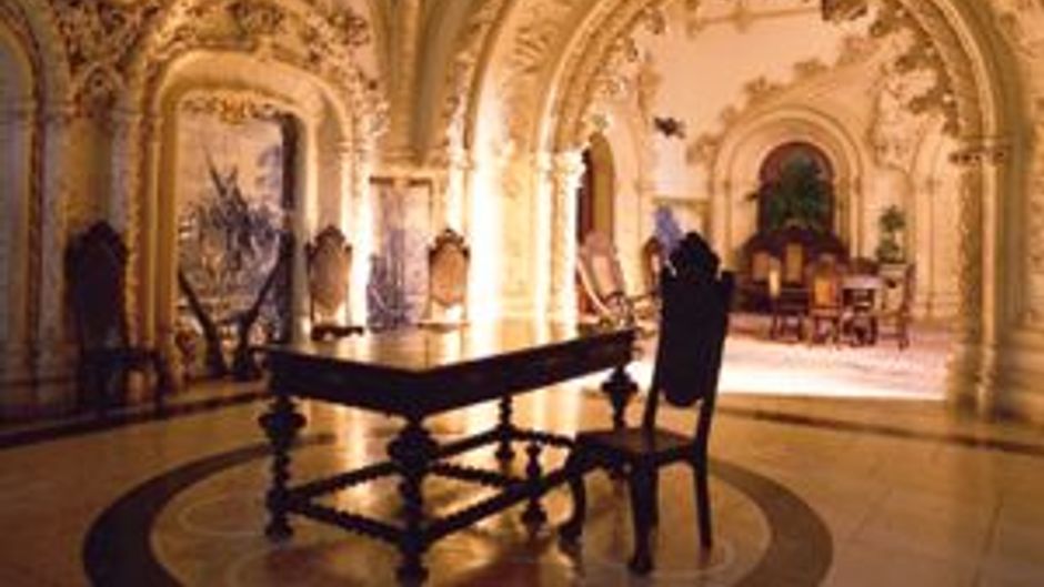 Bussaco Palace Hotel Lobby