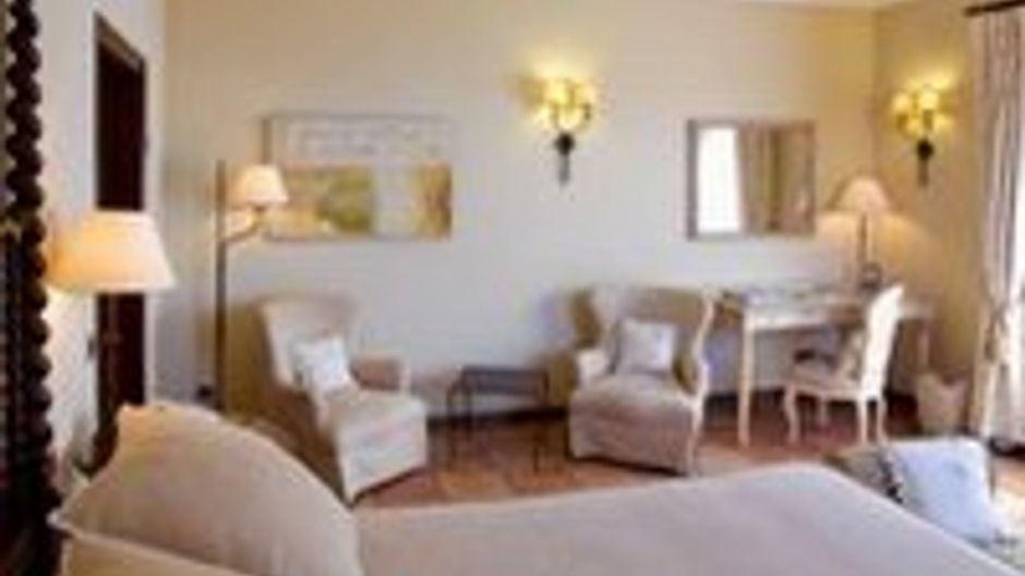 Gran Hotel Rey Don Jaime Room