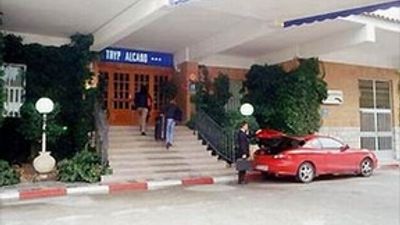 Tryp Alcano