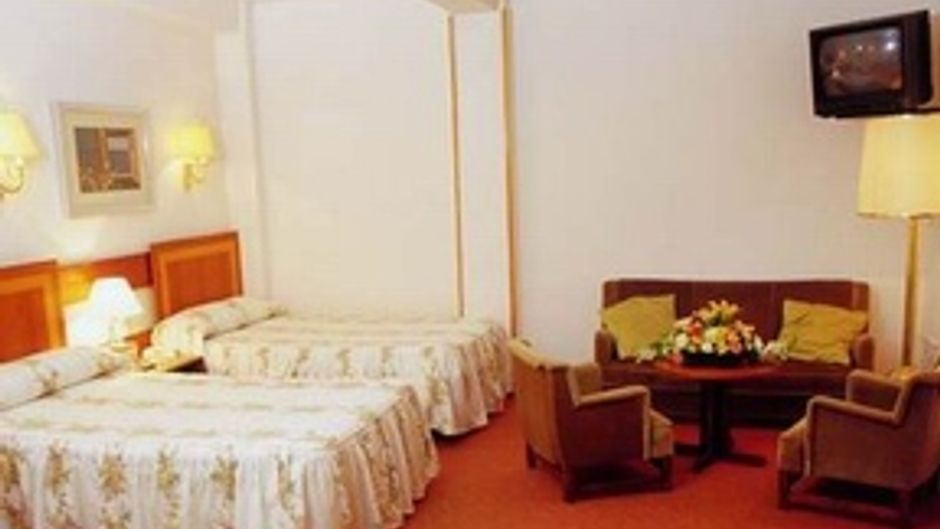 Tryp Alcano Room