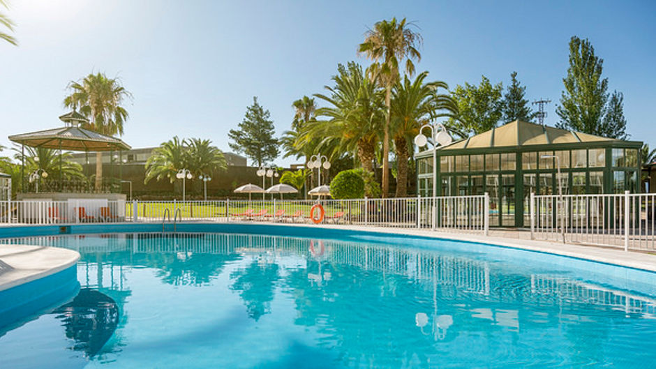 Ilunion Las Lomas Pool