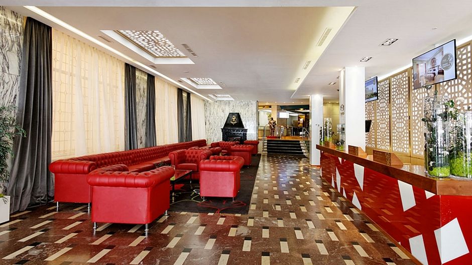 Mayorazgo Hotel Lobby