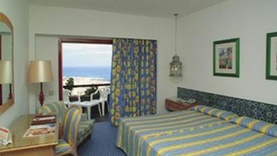 Hotel Puerto de la Cruz Room