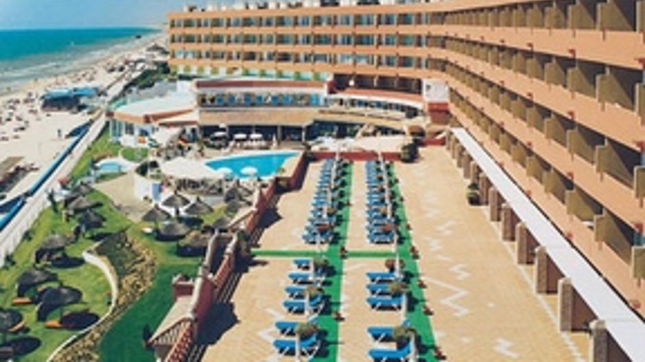 ON Hotels Ocean Front Exterior