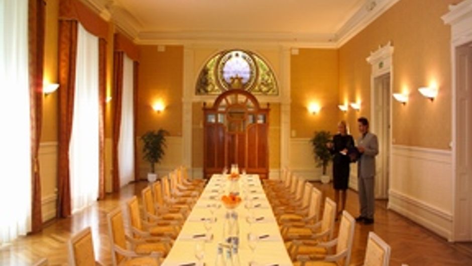 Golf Rene Capt Hotel Banquet