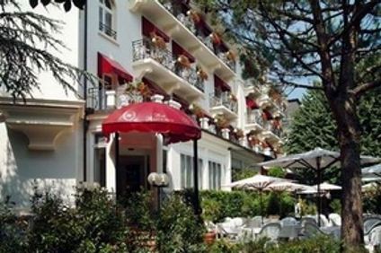 Carlton Boutique Hotel