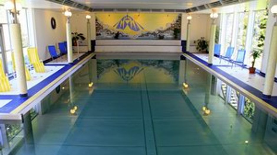 Parkhotel Schoenegg Pool