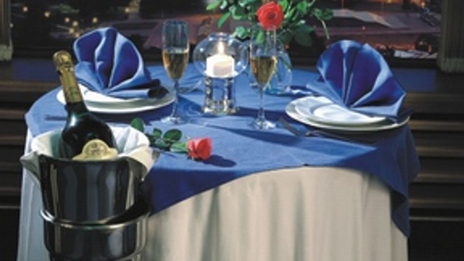 Cosmos Hotel Moscow Restaurant