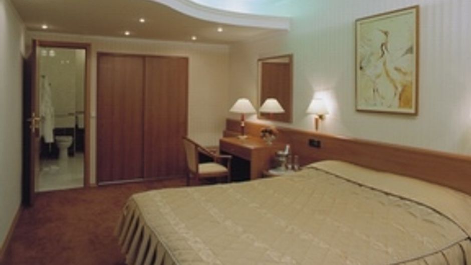 Cosmos Hotel Moscow Suite