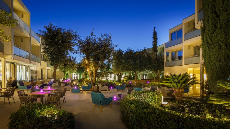 Valamar Argosy Hotel Exterior
