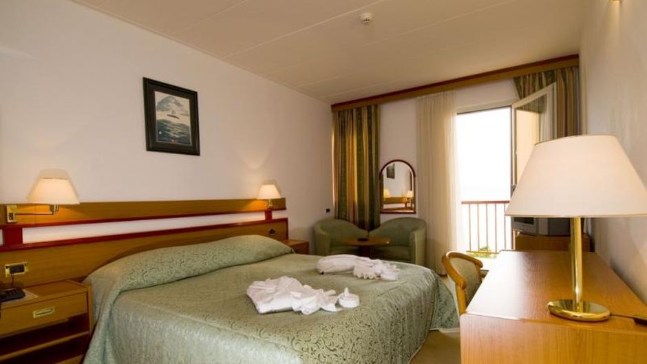 Hotel Horizont Room
