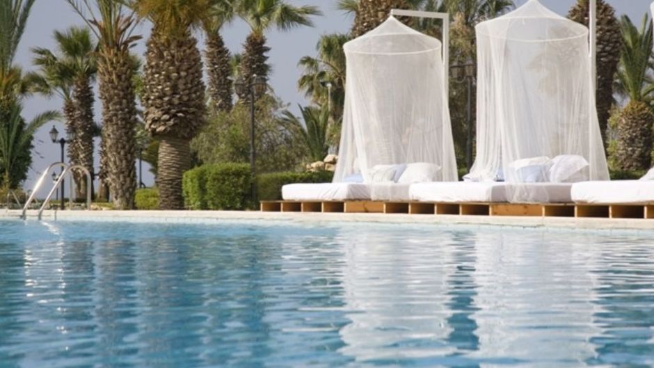 Sandy Beach Hotel Exterior