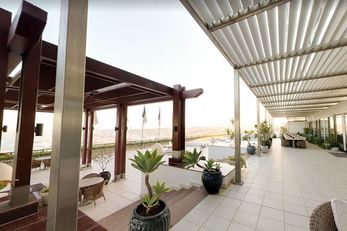 El Aurassi Hotel