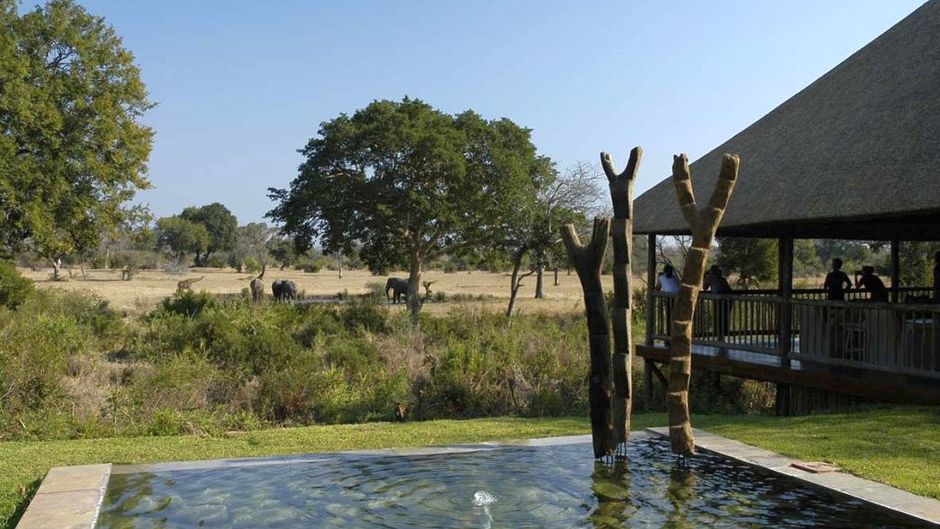 Sabi Sabi Bush Lodge, Sabi Sand Exterior