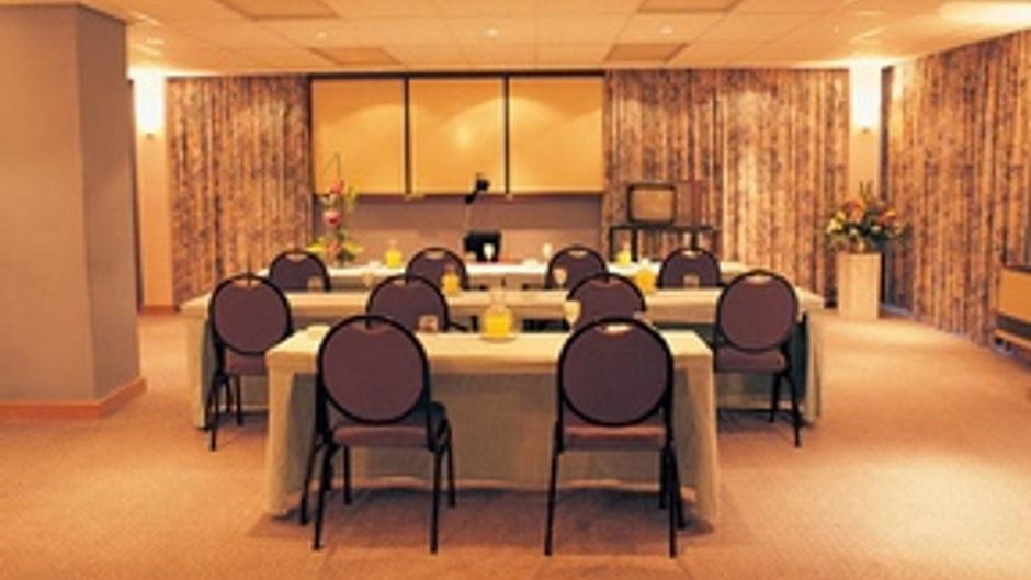 Lugogo Sun Hotel Meeting