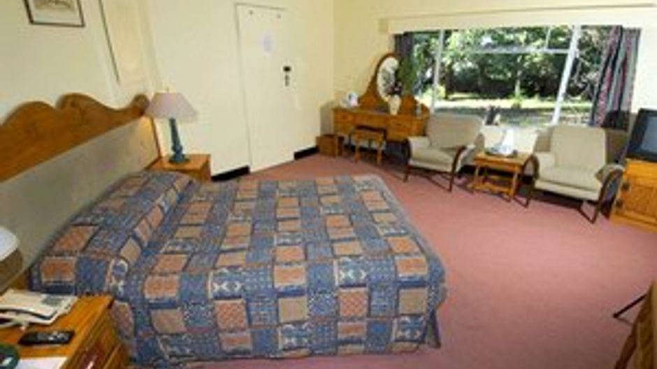 Great Zimbabwe Hotel Room