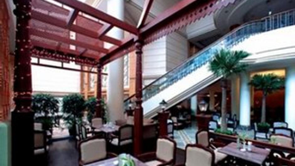 Jin Jiang Shanghai Hotel Lobby