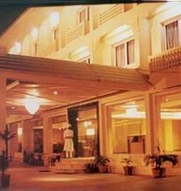 Hotel Ritz Plaza