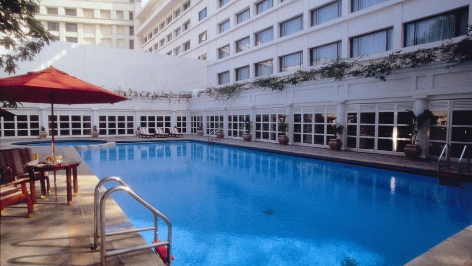 Crowne Plaza Chennai Adyar Park Pool