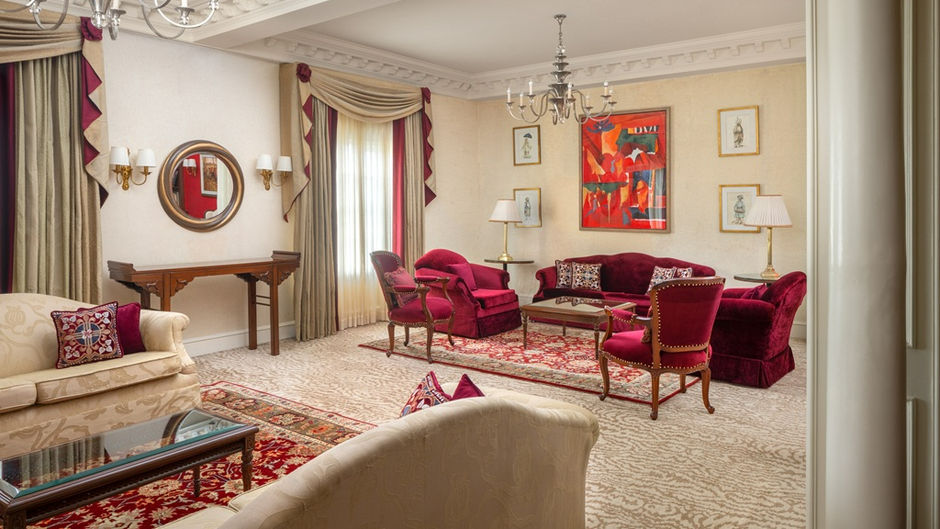 ITC Windsor, a Luxury Collection Hotel Lobby