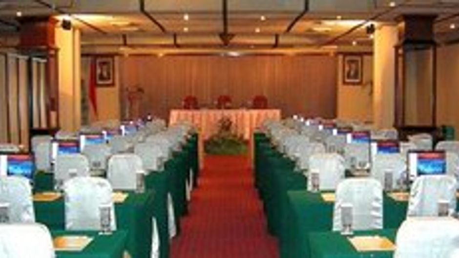 Elmi Hotel Meeting
