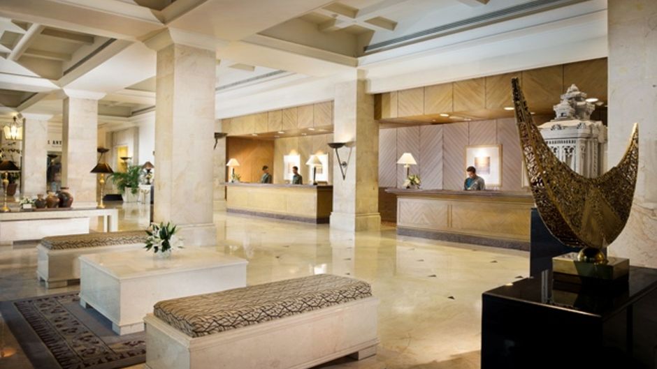 Bumi Surabaya City Resort Lobby