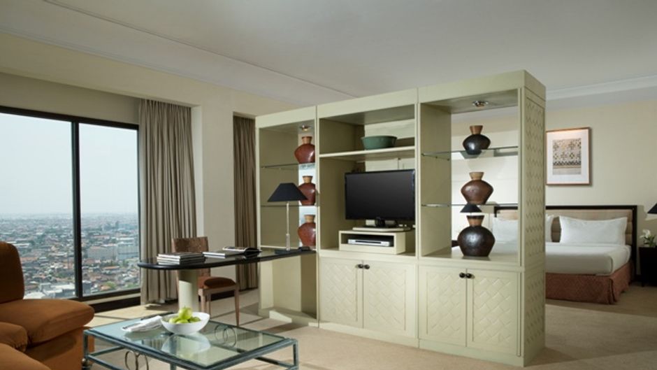 Bumi Surabaya City Resort Suite