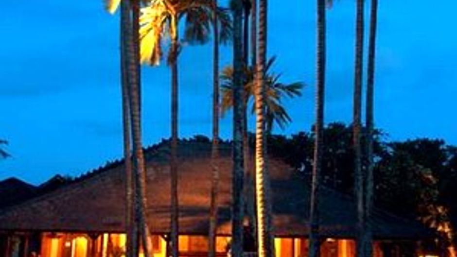 Tandjung Sari Hotel Exterior
