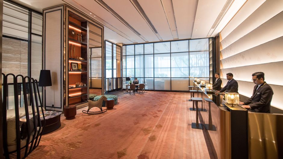 EQ Lobby