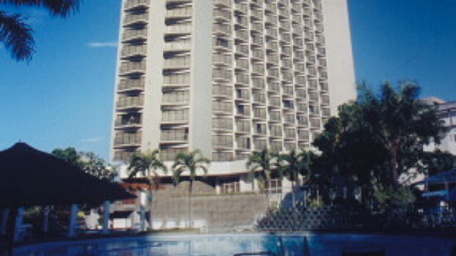 Century Park Hotel Exterior