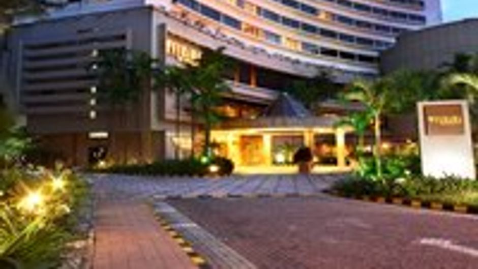 Furama RiverFront Exterior